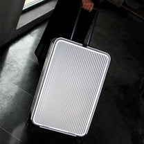 100% Aluminium Suitcase With 360° Spinner Wheels - Stylish Cabin And Checked Luggage