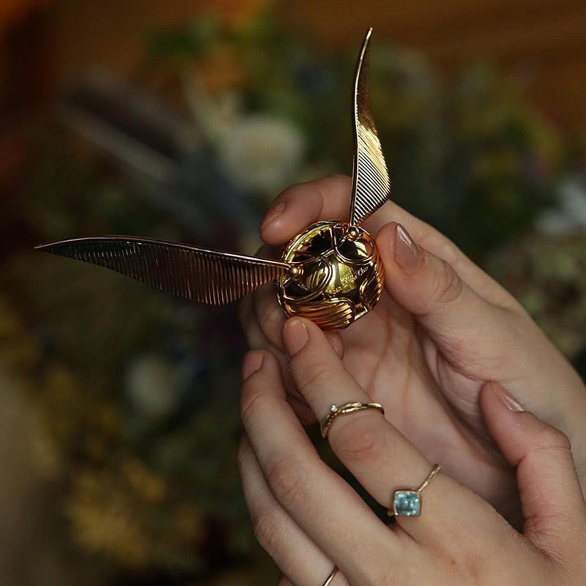18K Gold-Plated Vintage Ring Box With Wizarding Design