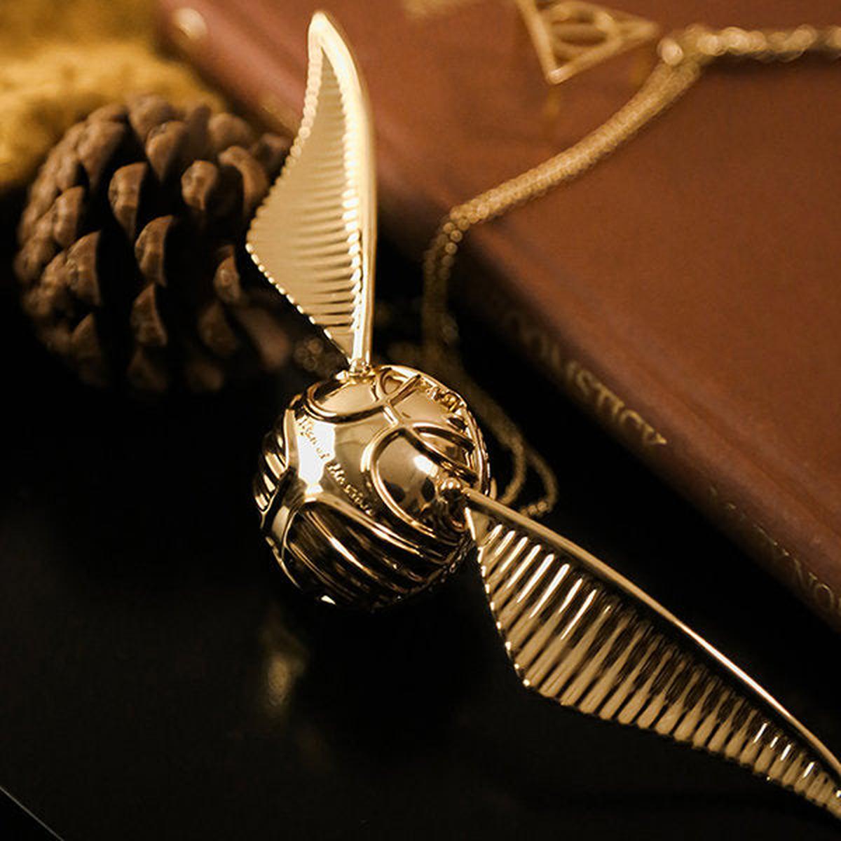 18K Gold-Plated Vintage Ring Box With Wizarding Design