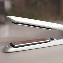 2-in-1 Curling And Straightening Iron With Ceramic Coating