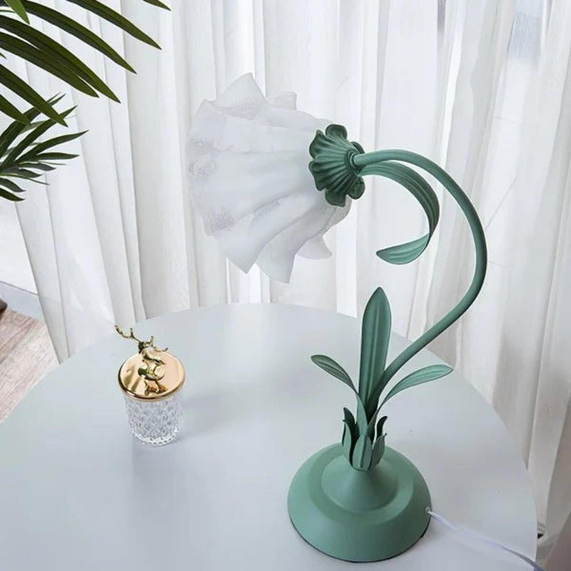Adjustable Floral LED Table Lamp With Flexible Stem