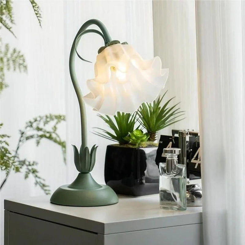 Adjustable Floral LED Table Lamp With Flexible Stem