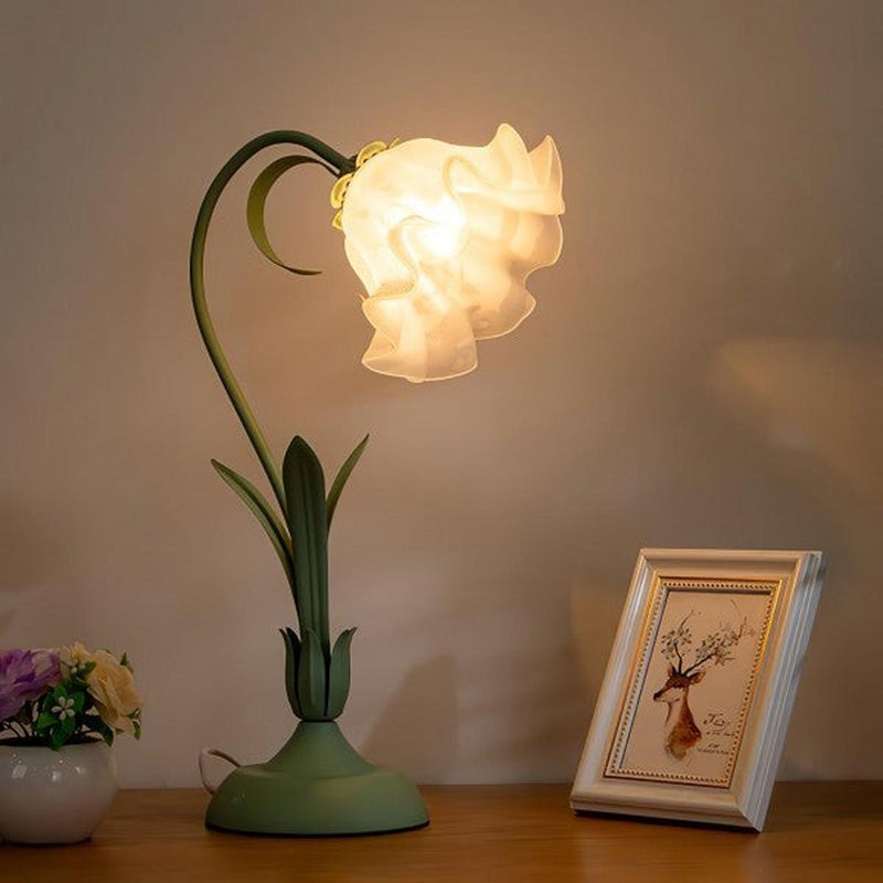 Adjustable Floral LED Table Lamp With Flexible Stem