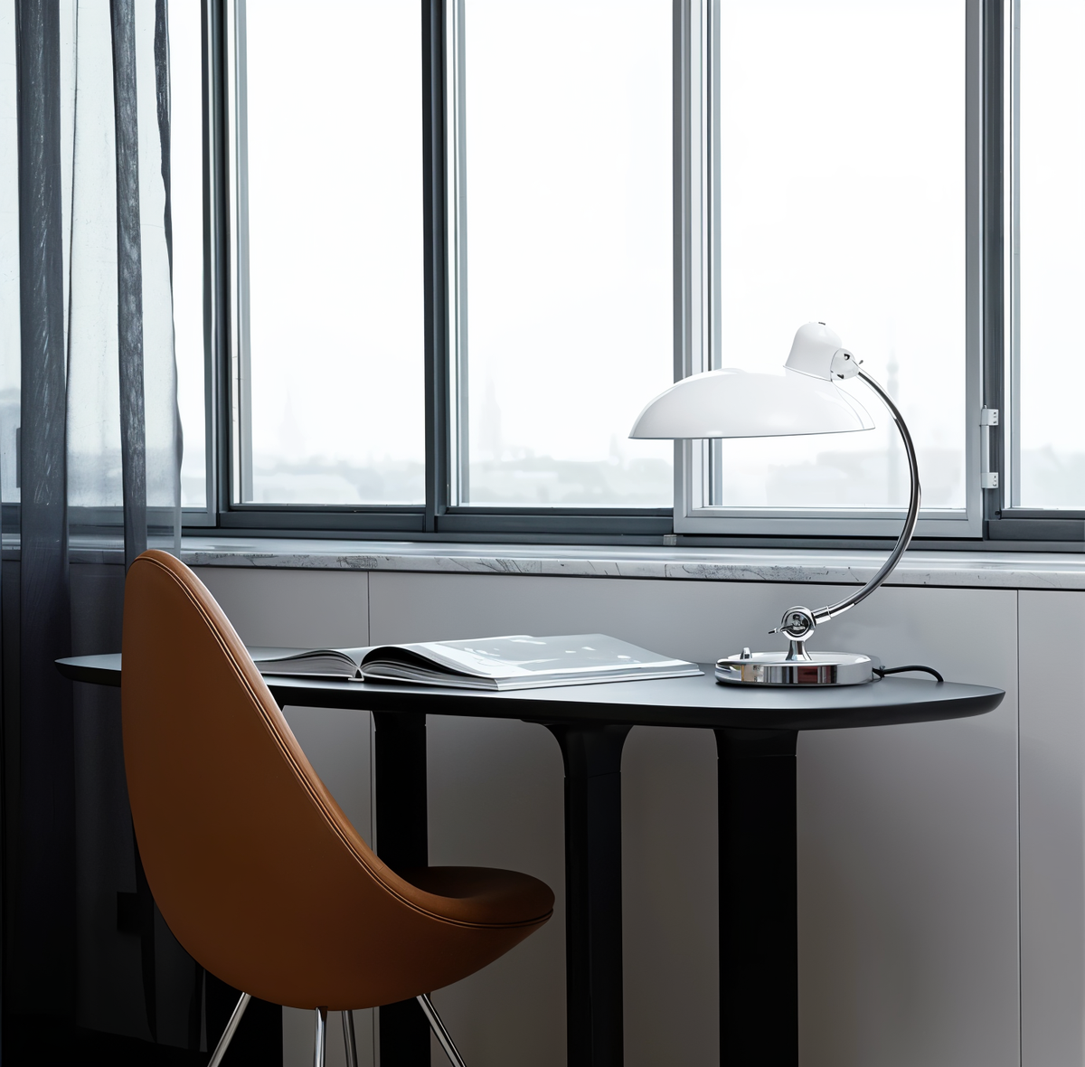 Adjustable Vintage Iron Desk Lamp With LED Compatibility
