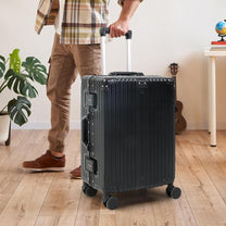 Aluminium Hand Luggage With TSA Lock And Silent Spinner Wheels