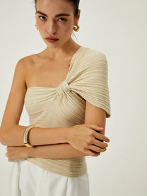 One-Shoulder Knotted Knit Top