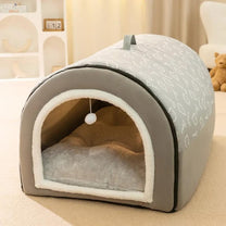 Castle-Themed Plush Pet Bed With Washable Cushion Cover