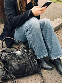 Chic Vegan Leather Shoulder Bag With Zipper Closure