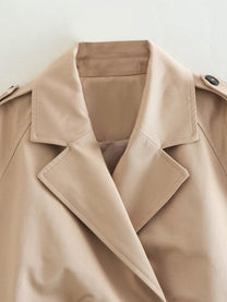 Classic Beige Women&#39;s Short Jacket for All Occasions