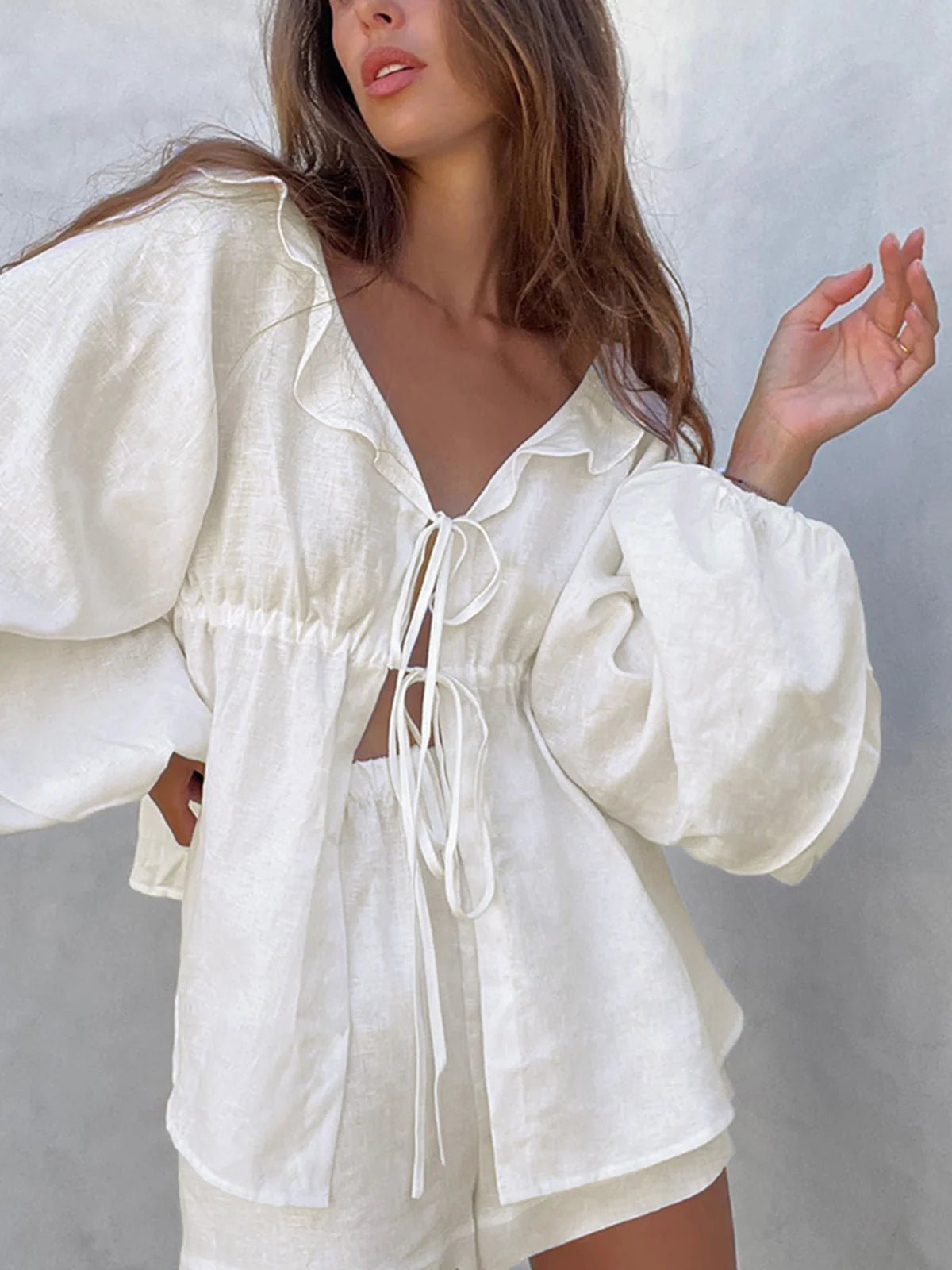 White / L