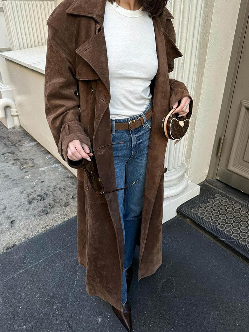 Double-Breasted Women&#39;s Trench Coat With Belted Waist