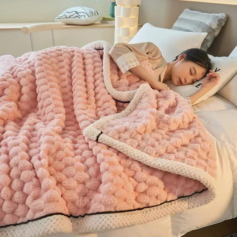 Double-Layer Coral Velvet Blanket For Autumn And Winter Warmth