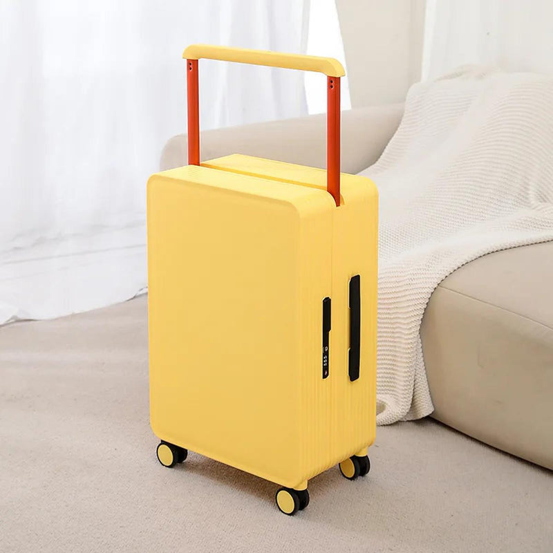 Durable Polypropylene Suitcase With 360° Spinner Wheels And TSA Lock