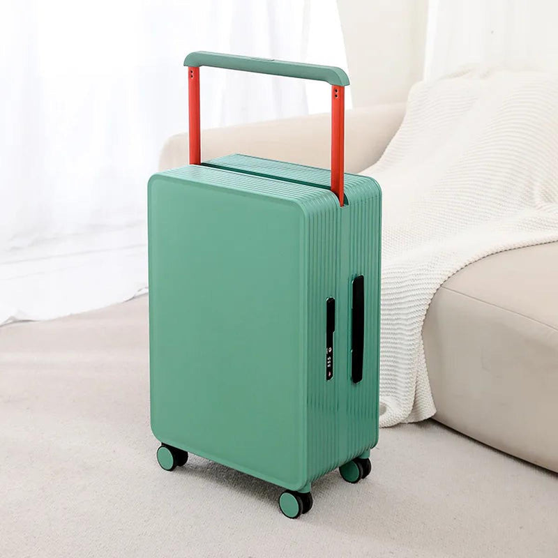 Durable Polypropylene Suitcase With 360° Spinner Wheels And TSA Lock