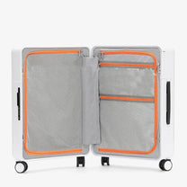 Durable Polypropylene Suitcase With 360° Spinner Wheels And TSA Lock
