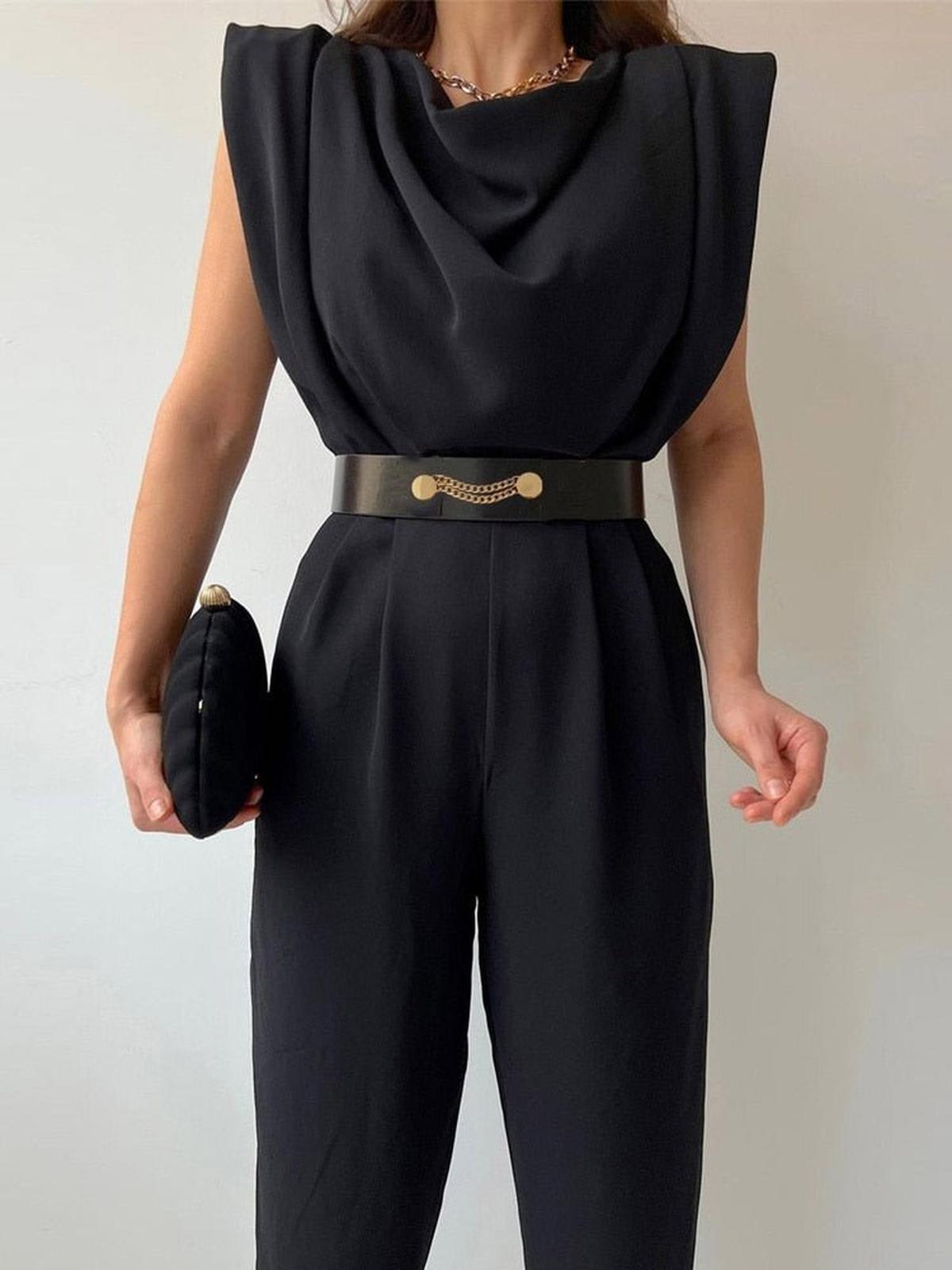 Black With Round Neckline / 4