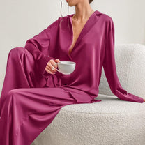 Elegant Satin Two-Piece Pyjama Set With Notched Collar