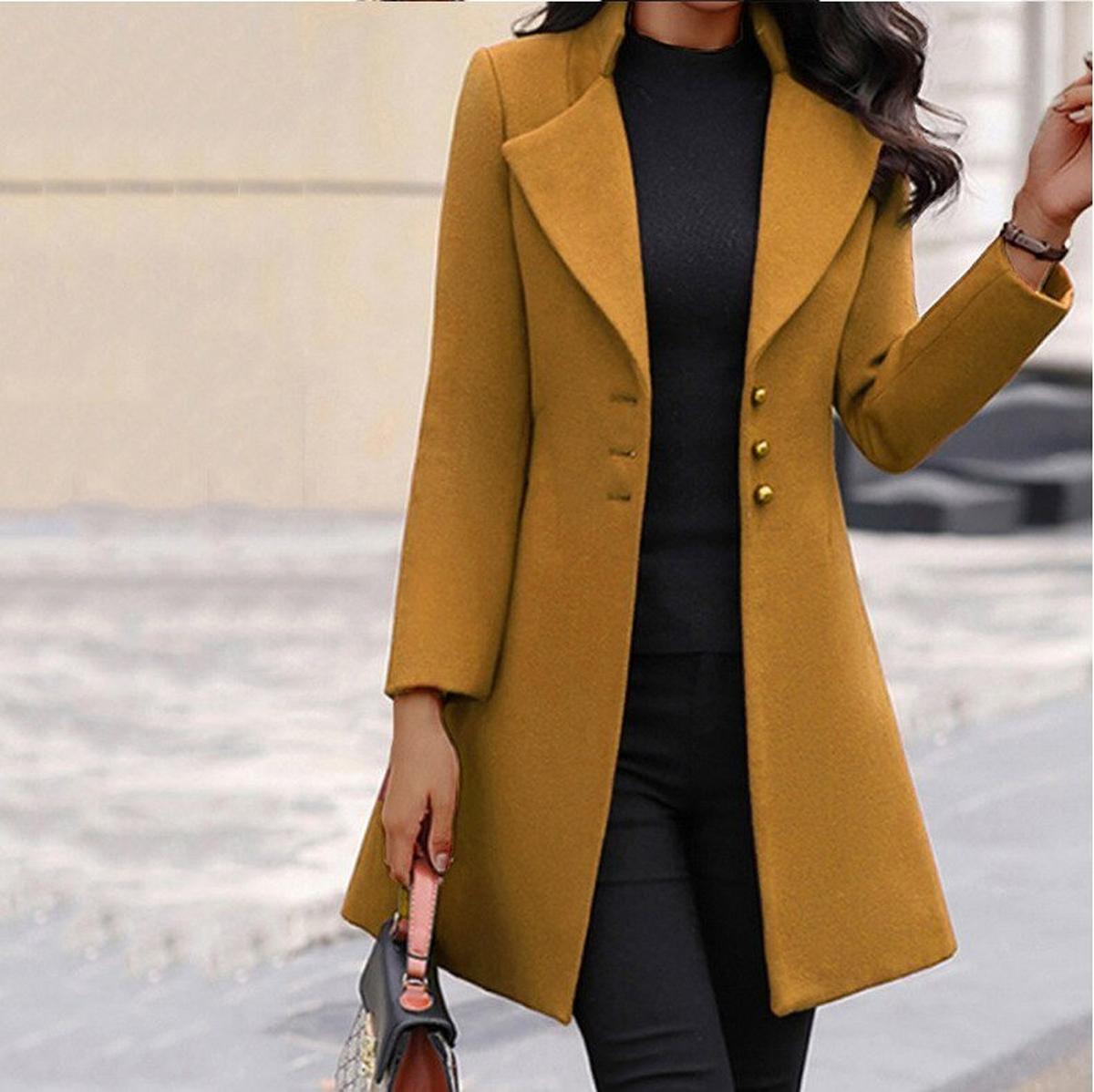 Elegant Women&#39;s Coat With Folded Collar And Shiny Buttons