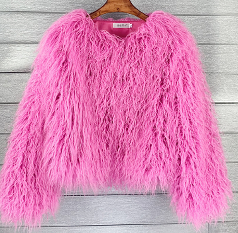 Elegant Women&#39;s Faux Fur Coat for Winter