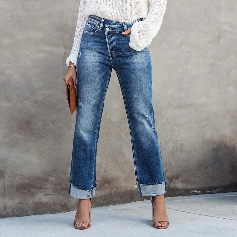 Elegant Women&#39;s Jeans With Premium Material And Versatile Design