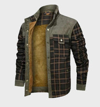 Fleece-Lined Men&#39;s Flannel Jacket With High Collar