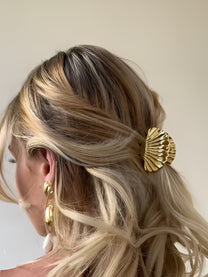 Gold-Tone Shell Hair Claw