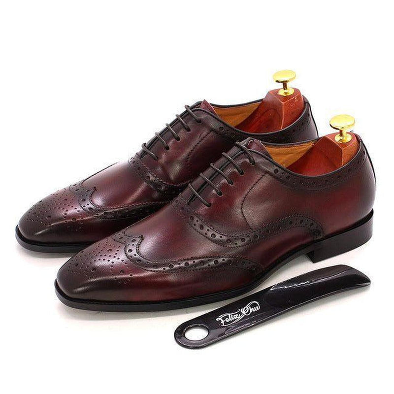 Handcrafted Leather Oxford Shoes With Wingtip Brogue Details