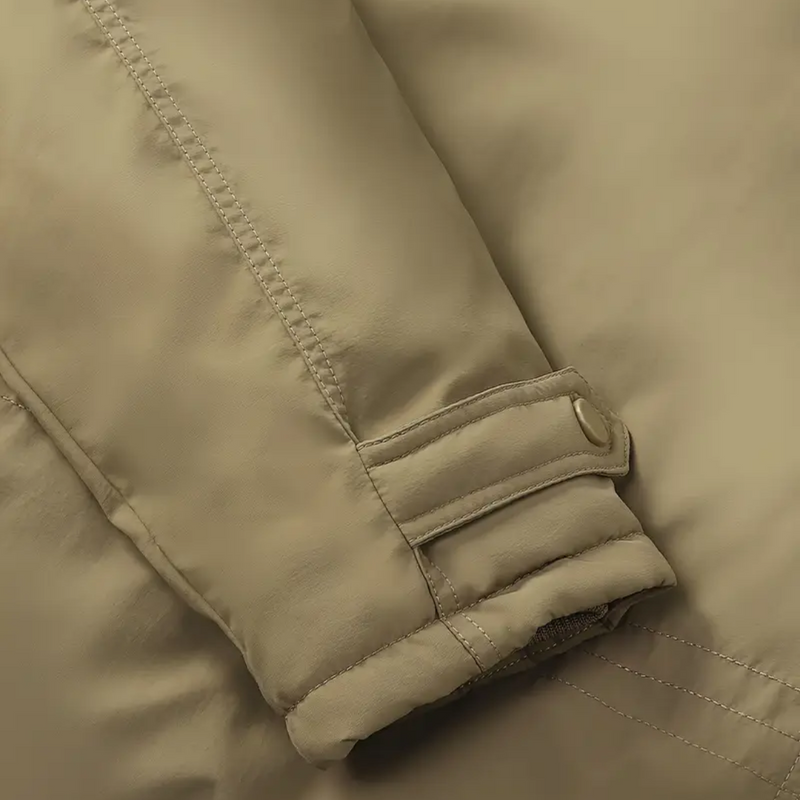 Insulated Men&#39;s Winter Jacket With Hood And Plush Lining