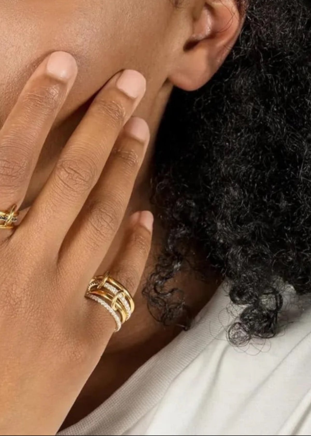 Interlocking Rings with Full Stone Setting