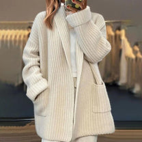 Knitted Women&#39;s Cardigan With Pockets
