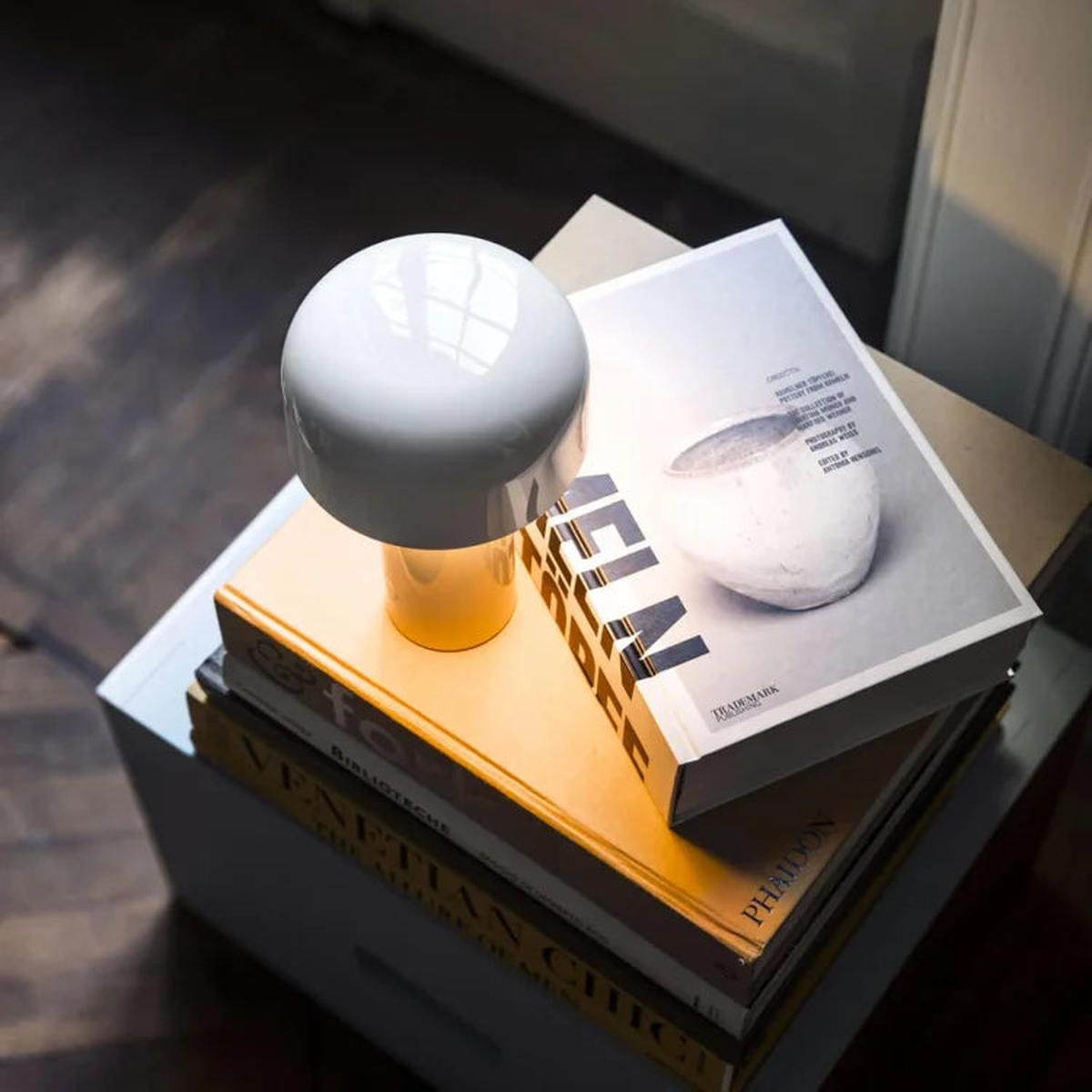 LED Table Lamp With Three-Color Dimming And Rechargeable Battery