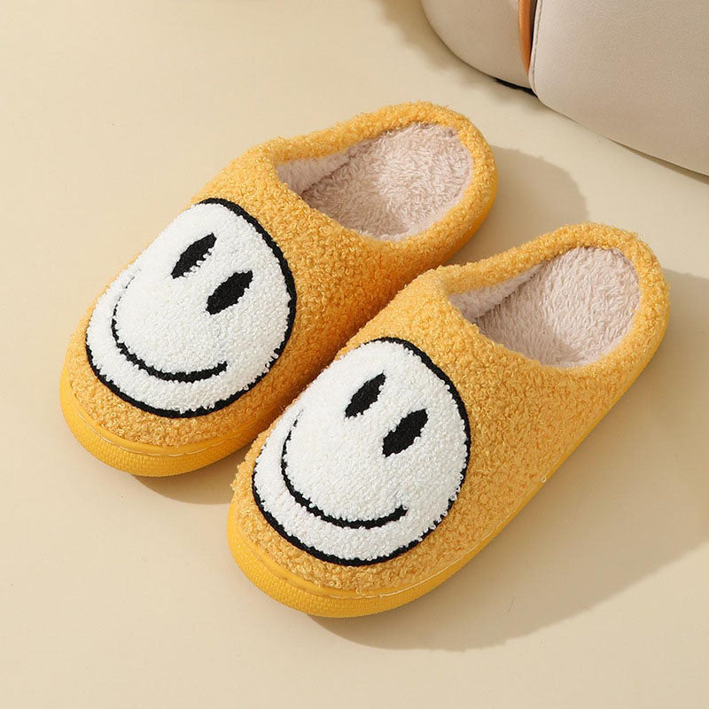 Large Smiley Pattern Fur Slippers With Non-Slip Sole