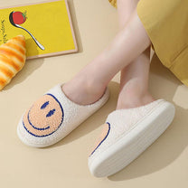 Large Smiley Pattern Fur Slippers With Non-Slip Sole