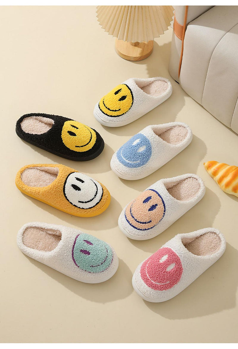 Large Smiley Pattern Fur Slippers With Non-Slip Sole