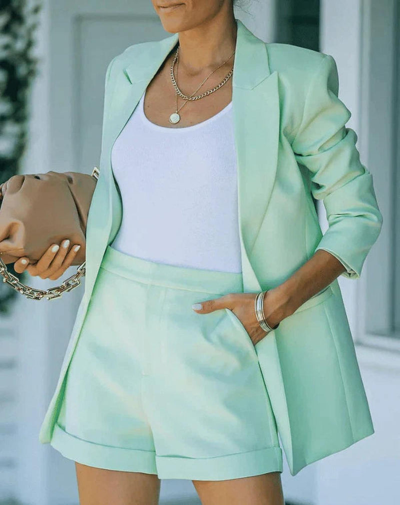 Lightweight Blazer And Shorts Set For Women