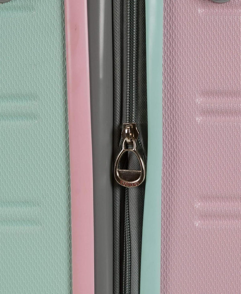 Lightweight Expandable Hard Shell Suitcase With Double Spinner Wheels