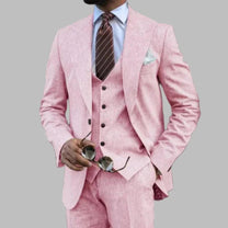 Lightweight Three-Piece Men&#39;s Suit With Notched Lapel