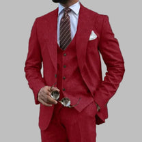 Lightweight Three-Piece Men&#39;s Suit With Notched Lapel