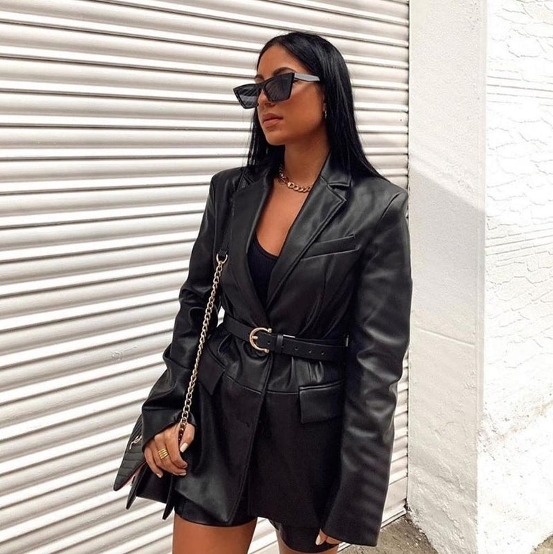 PU Leather Women&#39;s Blazer Jacket With Tailored Cut For Versatile Styling