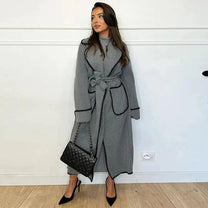 Long Women&#39;s Coat With Contrast Stitching And Lapel Collar