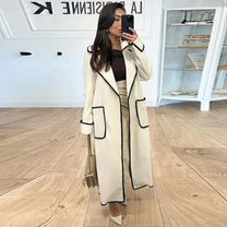 Long Women&#39;s Coat With Contrast Stitching And Lapel Collar