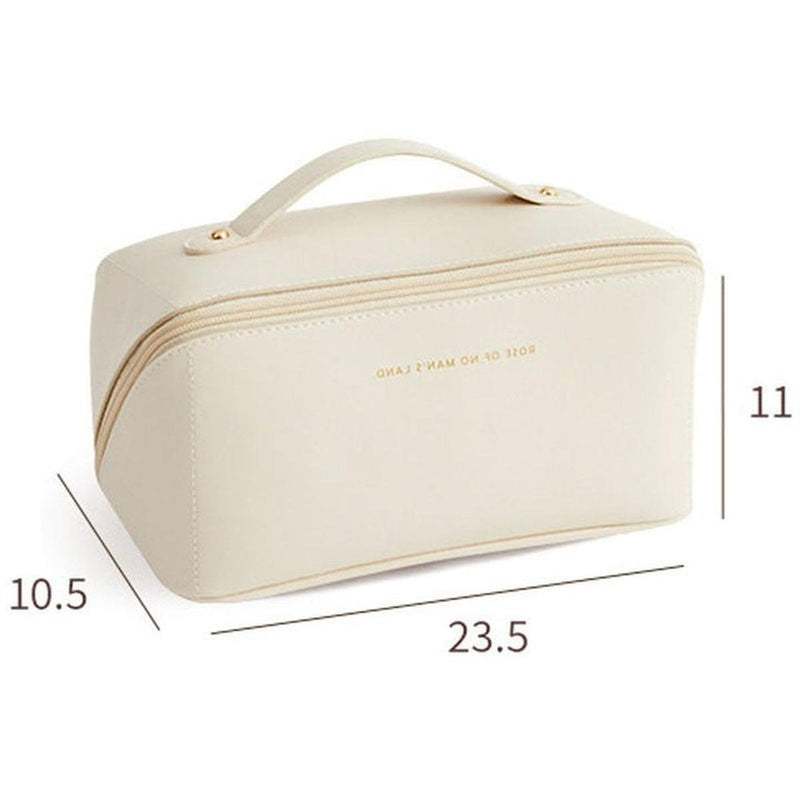 Luxurious Cosmetic Bag With Spacious Design