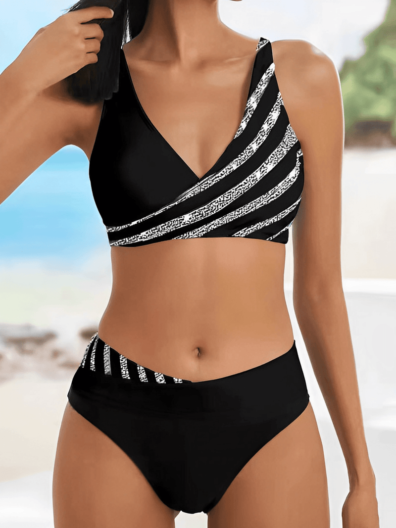 Luxurious Striped Summer Bikini Swimsuit For Women