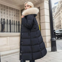 Luxurious Winter Coat With Faux Fur Collar