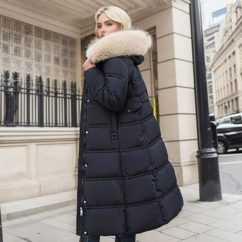 Luxurious Winter Coat With Faux Fur Collar