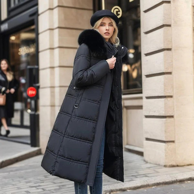 Luxurious Winter Coat With Faux Fur Collar