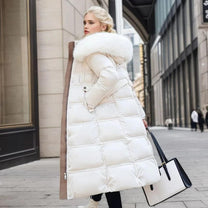 Luxurious Winter Coat With Faux Fur Collar