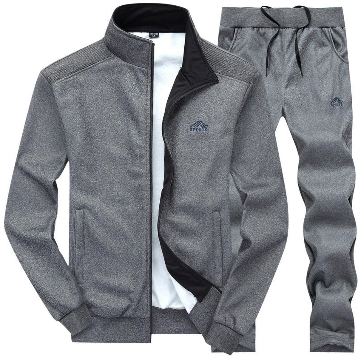 Men&#39;s Athletic Tracksuit With Modern Design