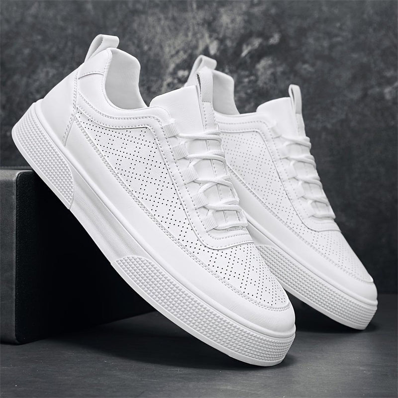 Men&#39;s Breathable Perforated Leather Sneakers