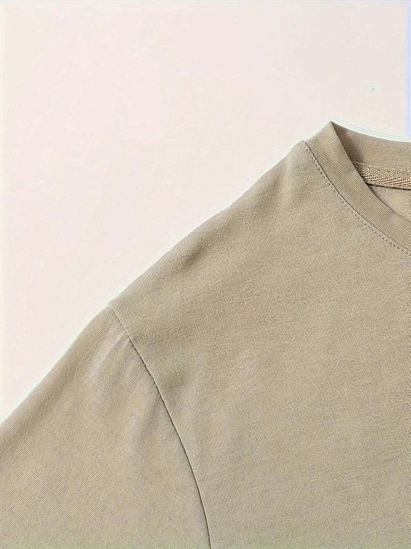 Men&#39;s Casual T-Shirt With Artistic Blossom Design